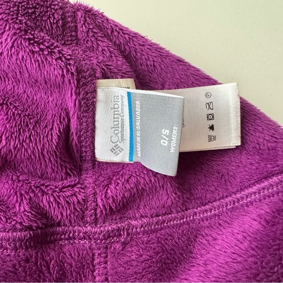 Columbia Kids’ Purple and Cream  Beanie Set - Picture 9 of 10